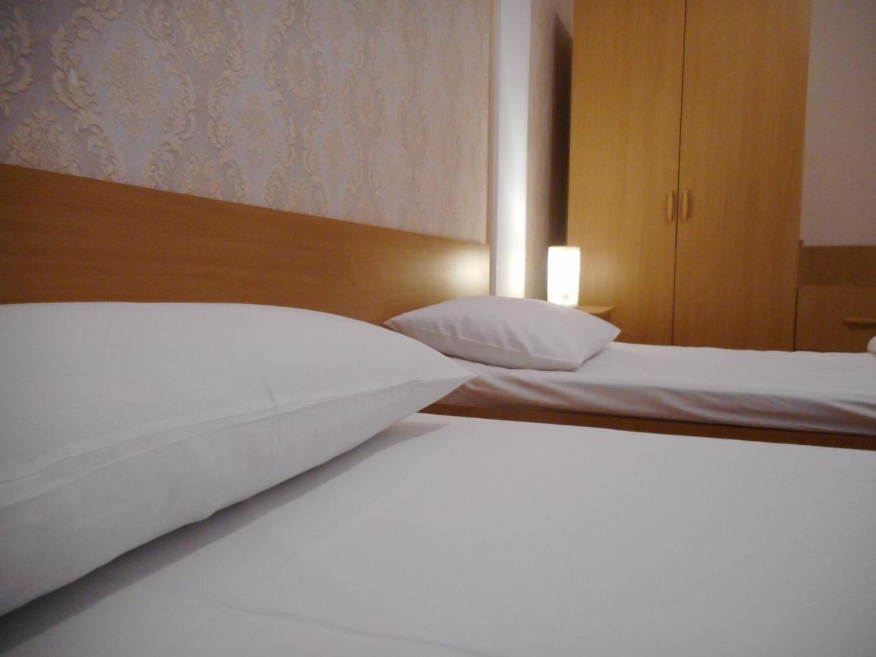 Hotel Holiday Victoria Victoria  Zewnętrze zdjęcie
