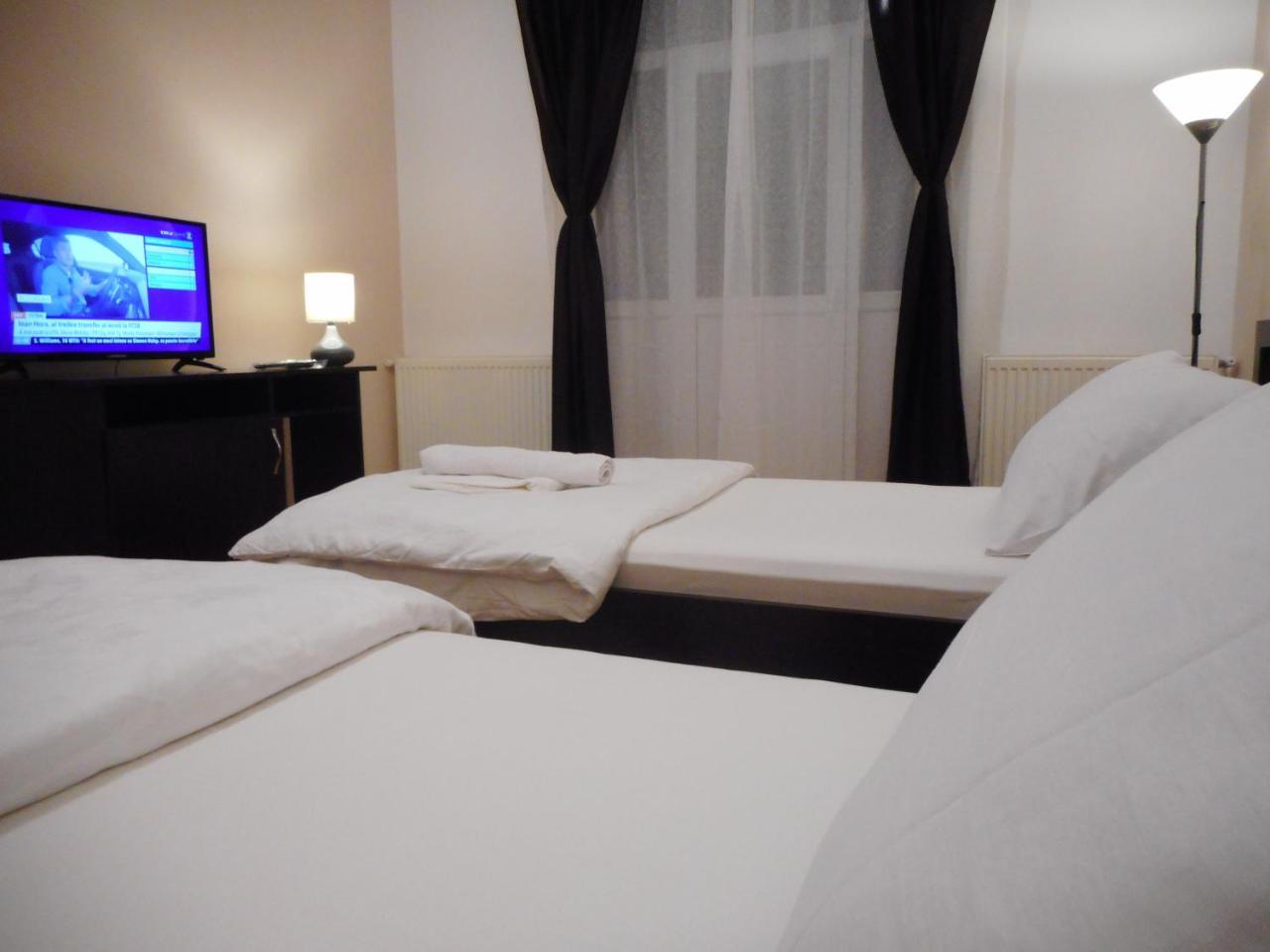 Hotel Holiday Victoria Victoria  Zewnętrze zdjęcie